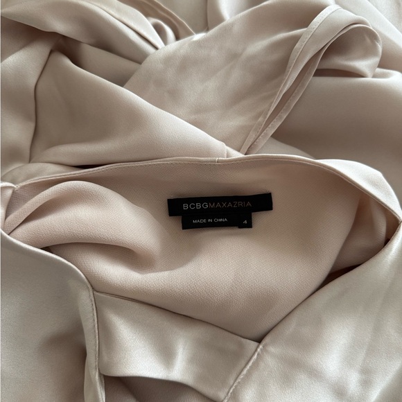 BCBG MaxAzria | Elegant satin floor length champagne maxi dress size 4 - Picture 6 of 6